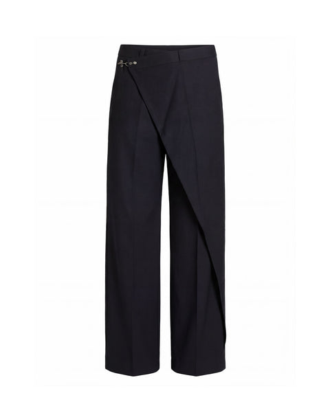 Black wide-leg Hannovae pants on a white background